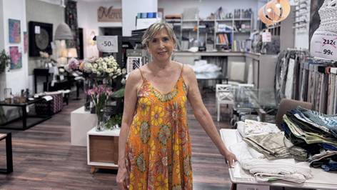 Blanca de Baya en su tienda.
