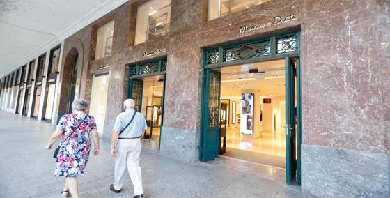La tienda de Massimo Dutti en Independencia cerrará sus puertas a finales de este mes.