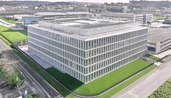 https://elmercantil.com/wp-content/uploads/2025/09/Edificio_Zara_Com-e1757484667664-988x556.jpg