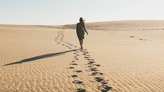 https://latam.kaspersky.com/content/es-mx/images/repository/isc/2021/what-is-a-digital-footprint-1.jpg