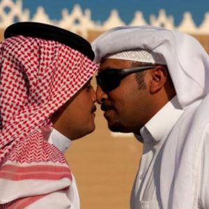 https://learning-idiomas.com/wp-content/uploads/2020/04/saludarenelmundooman-300x300.jpg