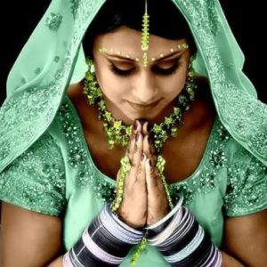 https://learning-idiomas.com/wp-content/uploads/2020/04/saludarenelmundoindia-300x300.jpg